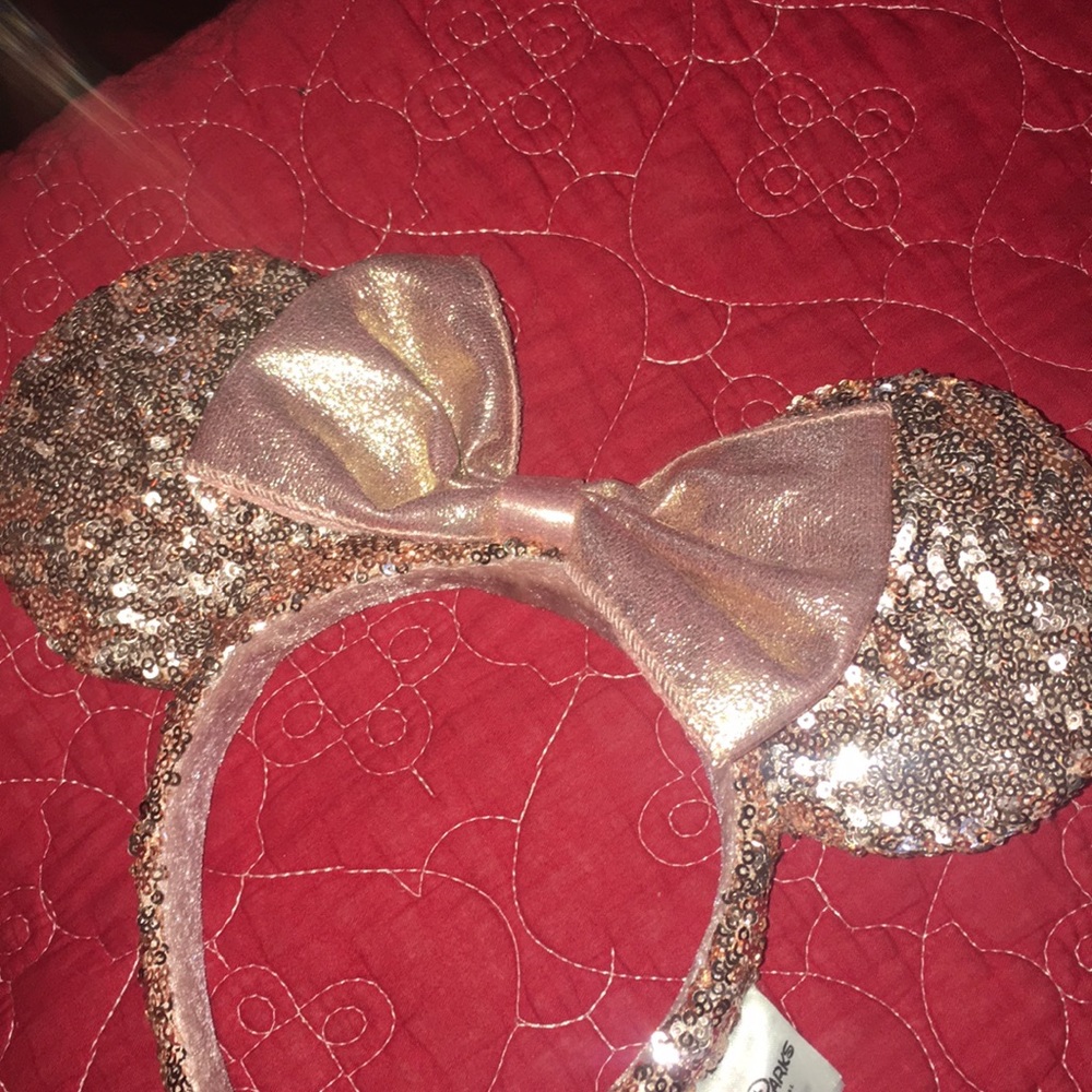 Rose gold Minnie ears